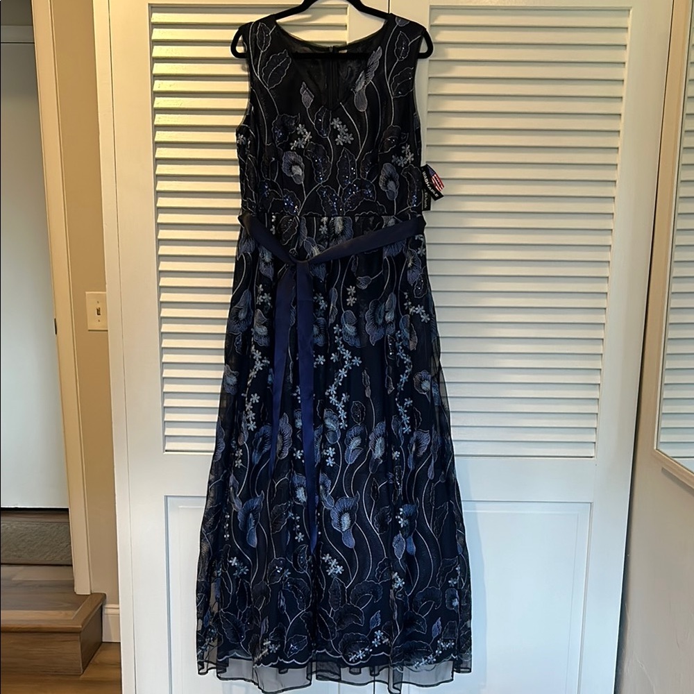 R & M Richards Blue Sleeveless Scoop Neck Gown